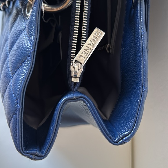 Chanel Caviar Leather Large Navy Blue Quilted GST Tote Bag with Dust Cover - Picture 3 of 17